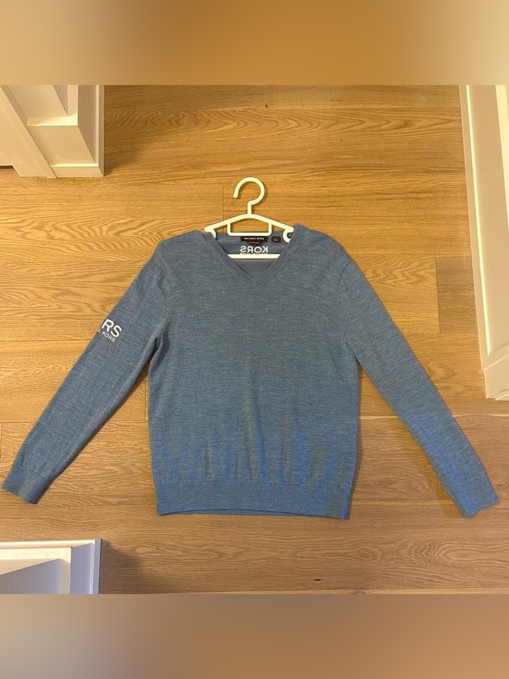 Michael Kors Men’s Heather Slate V-Neck Sweater